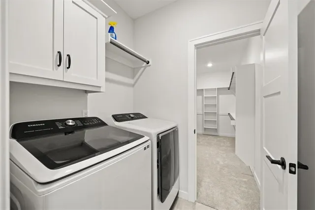 $535,000 | 2614 Southwest Farm Fld Road, Lee's Summit, MO 64082