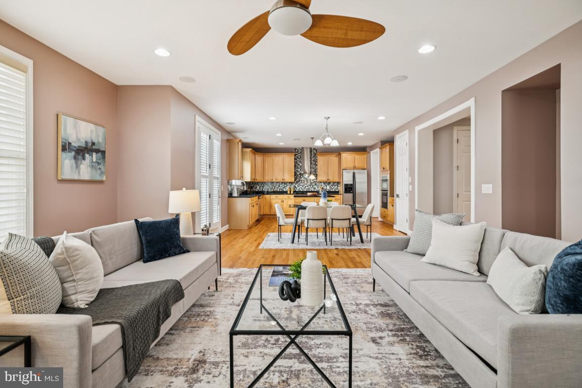 41881 Redgate Way Ashburn, VA 20148 - Photo 13 of 60 Family Room