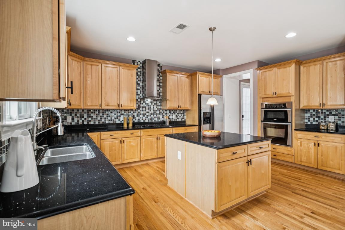41881 Redgate Way Ashburn, VA 20148 - Photo 16 of 60 Gourmet Kitchen w/ Granite Counters