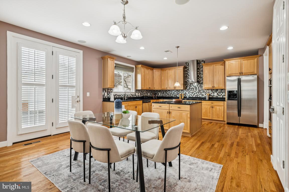 41881 Redgate Way Ashburn, VA 20148 - Photo 21 of 60 Breakfast Room