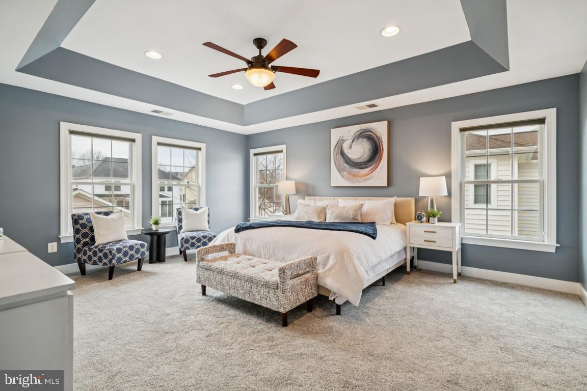 41881 Redgate Way Ashburn, VA 20148 - Photo 27 of 60 Wonderful Owners Primary Suite w/ Tray Ceiling