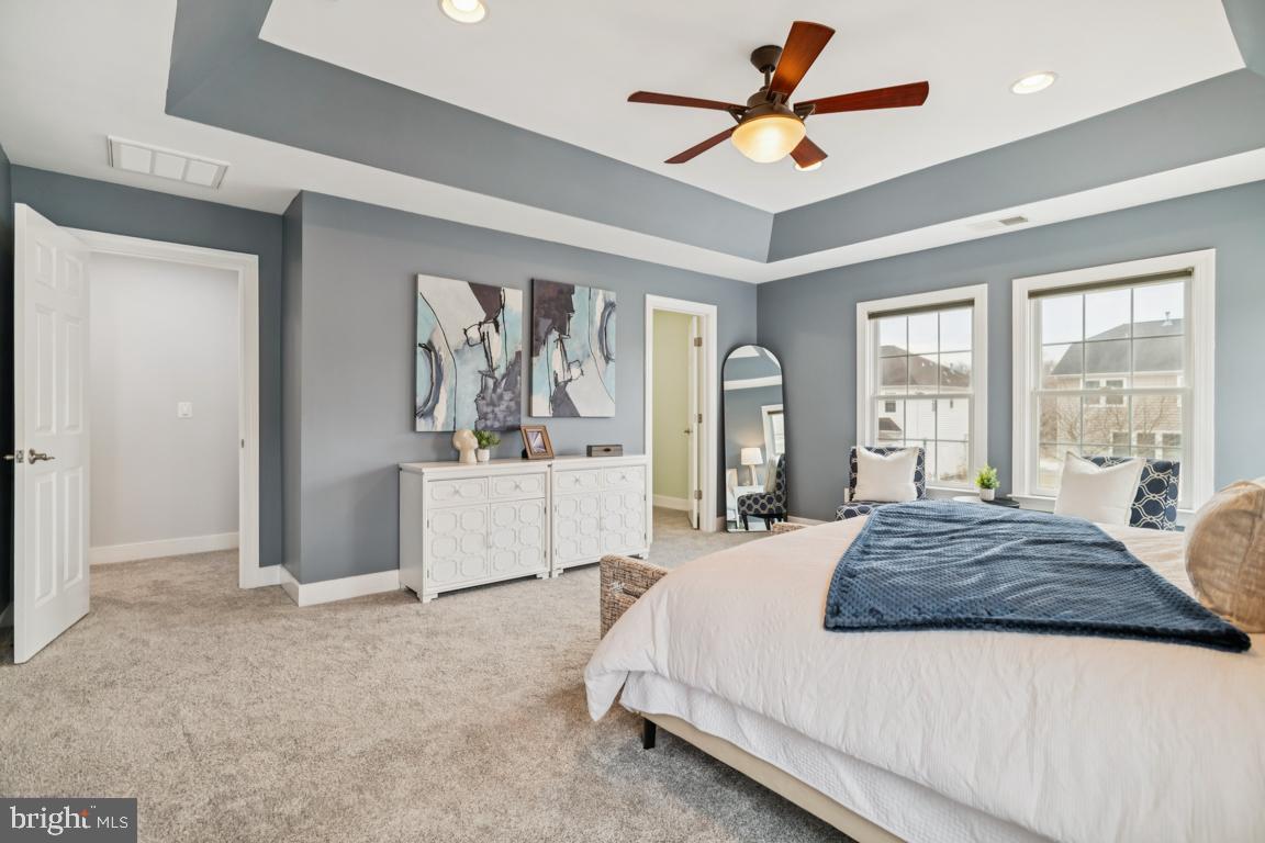 41881 Redgate Way Ashburn, VA 20148 - Photo 29 of 60 Primary Owners Suite