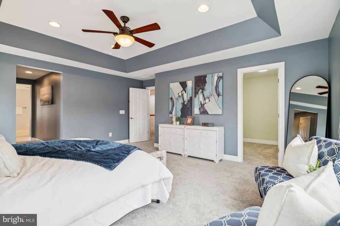 41881 Redgate Way Ashburn, VA 20148 - Photo 30 of 60 Primary Owners Suite