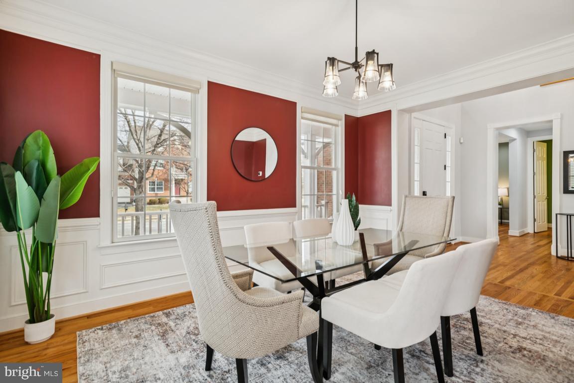 41881 Redgate Way Ashburn, VA 20148 - Photo 4 of 60 Formal Dining Room w/ Crown & Chair Moldings