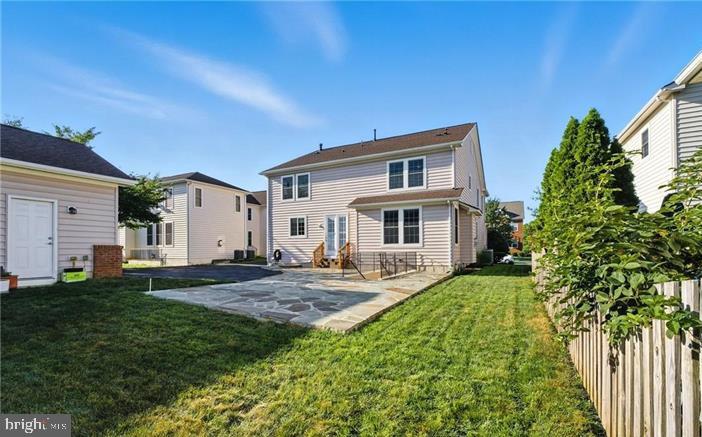 41881 Redgate Way Ashburn, VA 20148 - Photo 50 of 60 Huge Flagstone Patio & Backyard