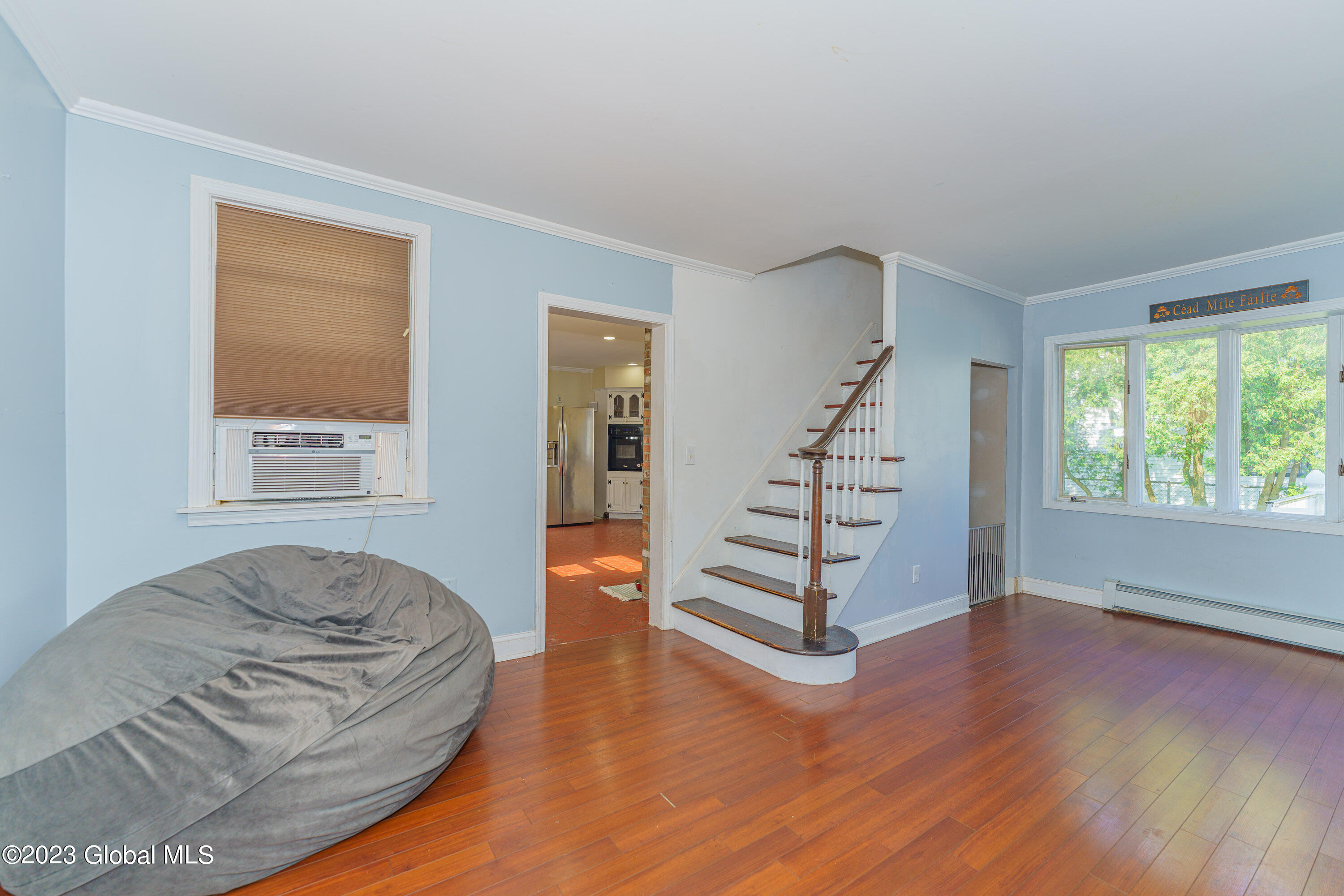 22 Craig Street Colonie, NY 12189 - Photo 5 of 30 1 Entryway 1
