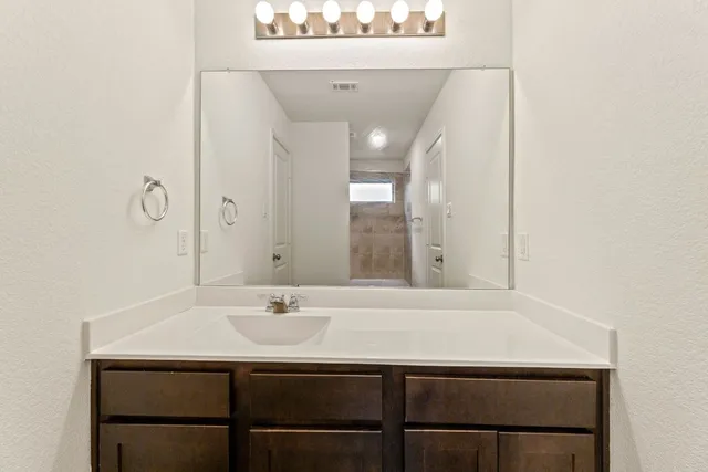 $2,250 | 6526 Teramo Terrace, Hutto, TX 78634