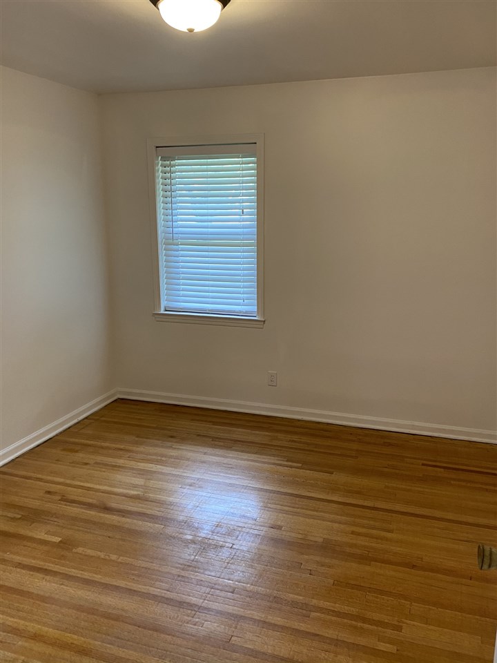 933 Cullenwood Road Memphis, TN 38116 - Photo 14 of 25 Gallery Image 14