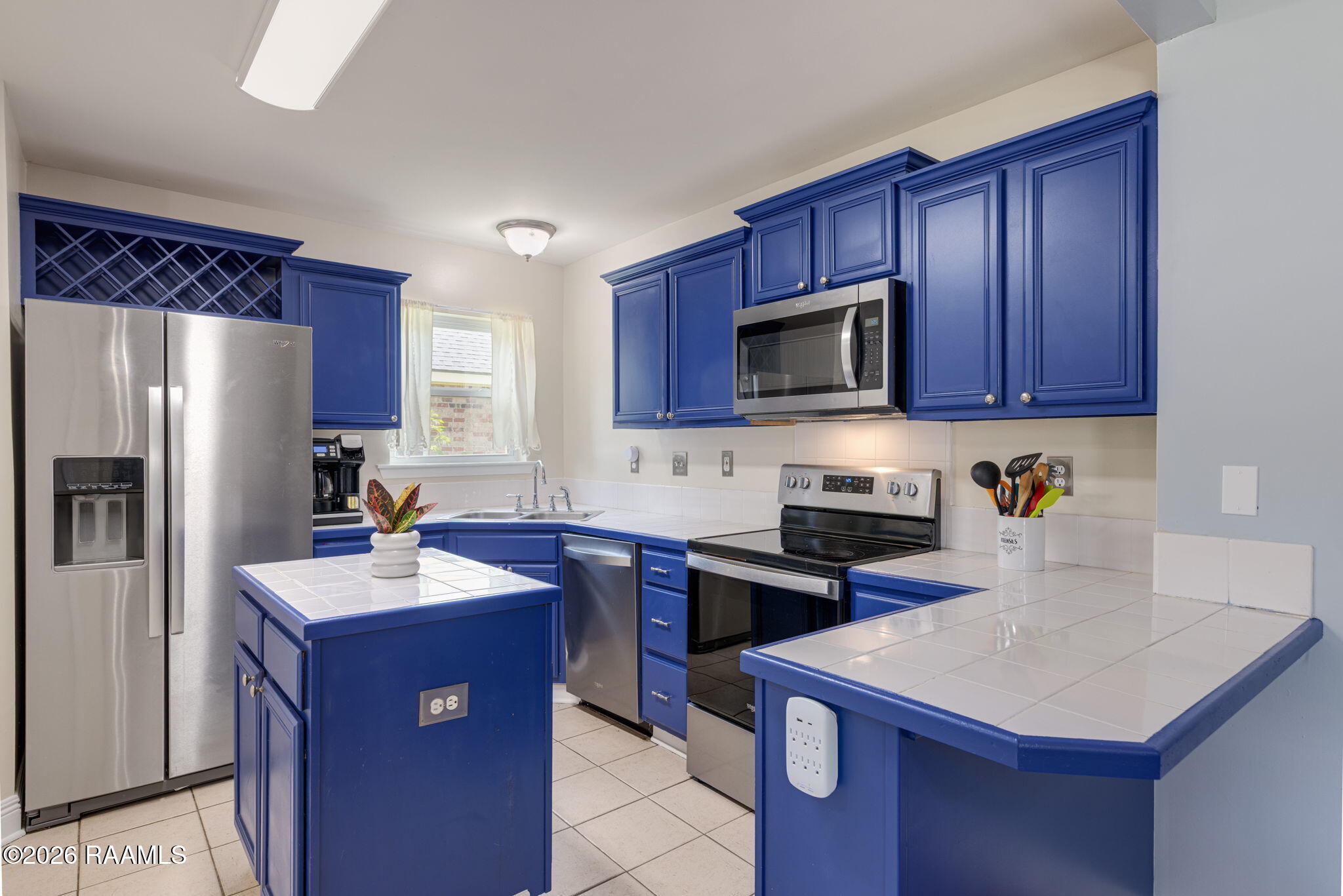 115 Tulip Tree Lane Broussard, LA 70518 - Photo 12 of 25 Fresh Kitchen
