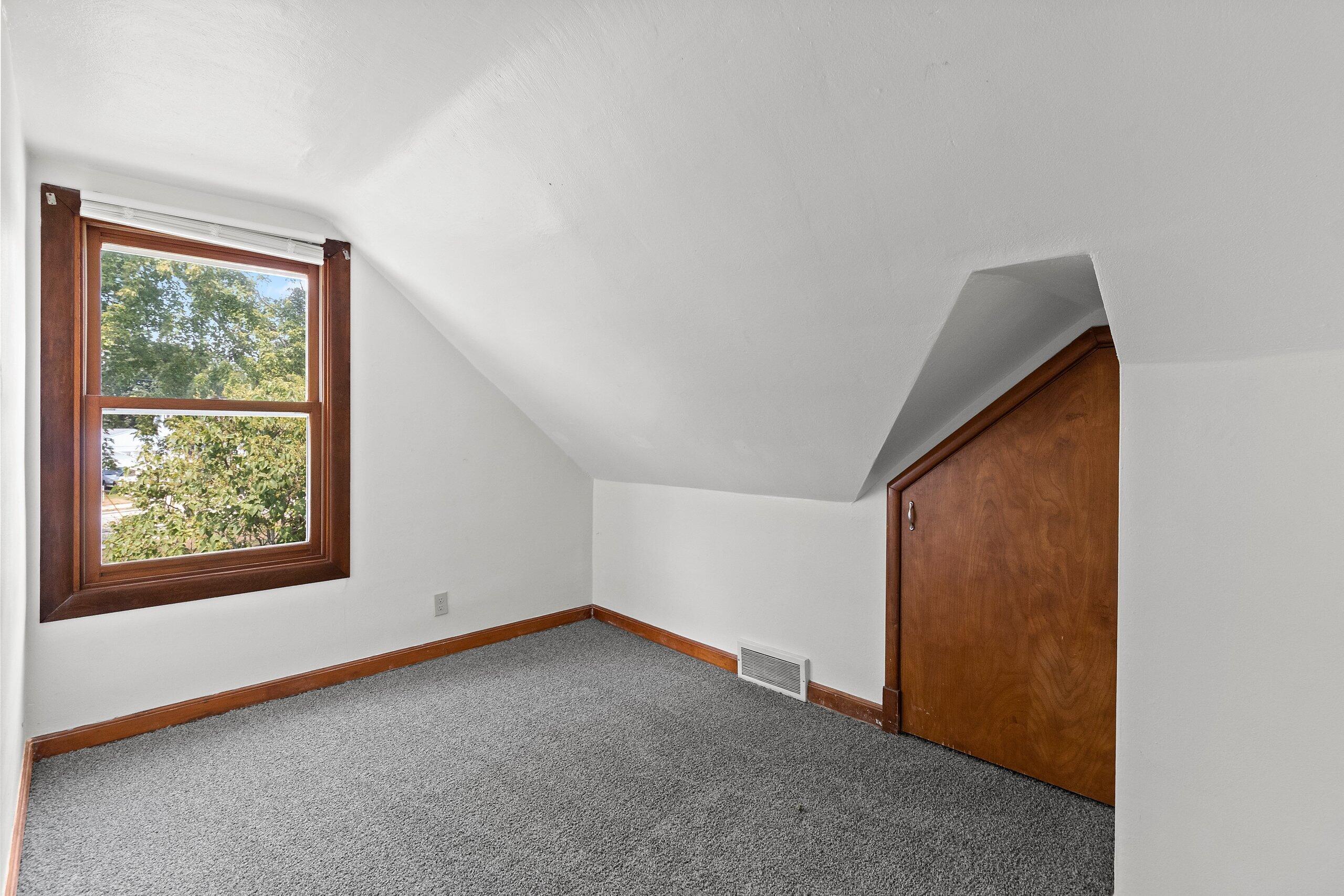 2014 13th Street Two Rivers, WI 54241 - Photo 41 of 53 057-201413thStreet-TwoRivers-WI-54241-SM