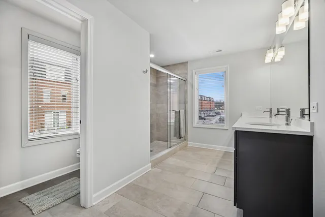 $799,000 | 1251 Gateway Court, Northbrook, IL 60062