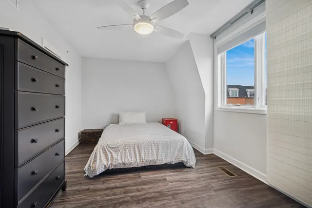 $799,000 | 1251 Gateway Court, Northbrook, IL 60062