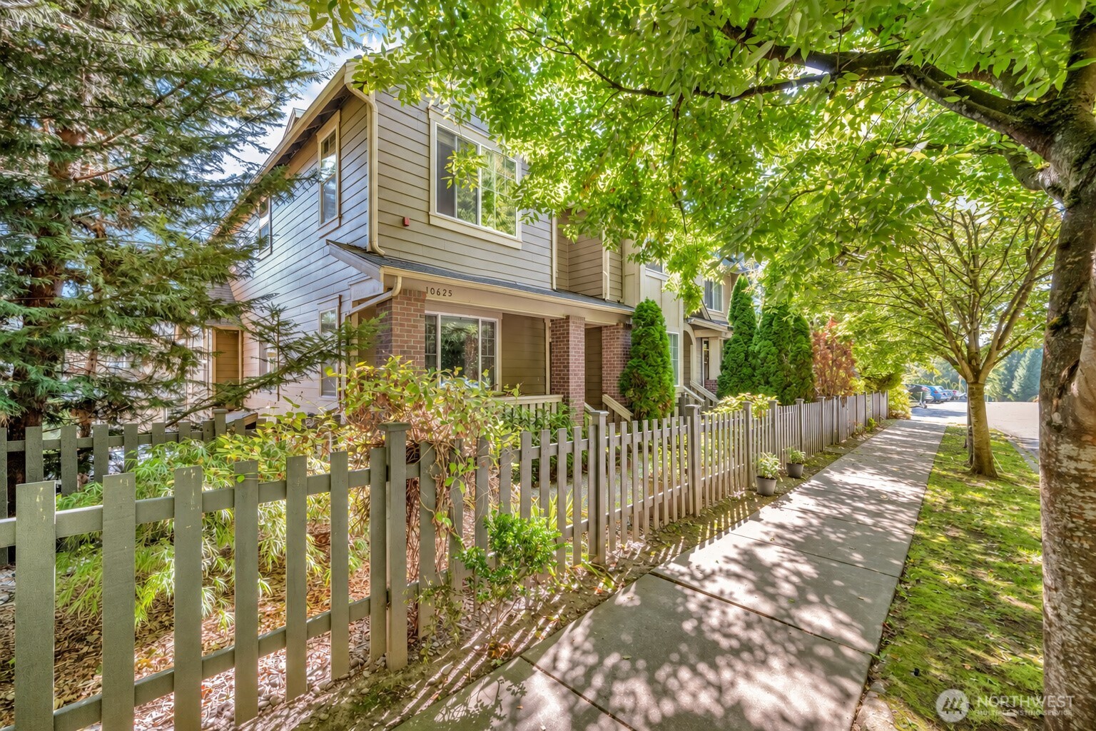 10625 Ross Road, Unit 3 Bothell, WA 98011 - Photo 1 of 37 Gallery Image 1