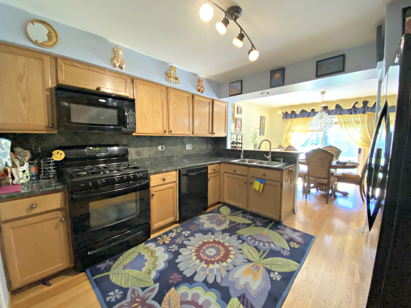 677 Bent Ridge Lane Elgin, IL 60120 - Photo 6 of 16