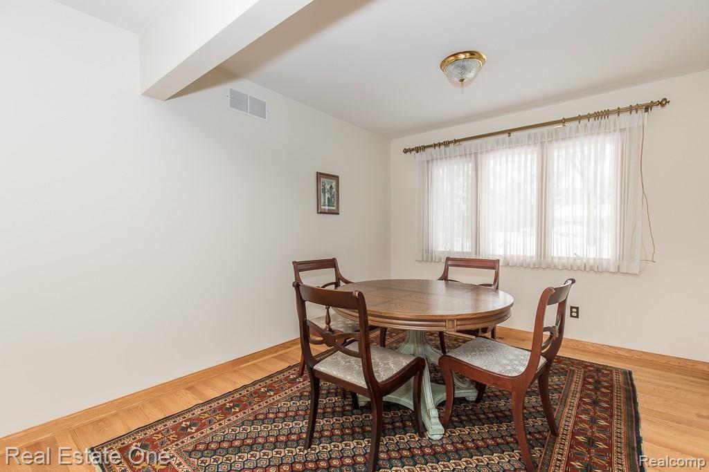 335 Randolph Road Rochester Hills, MI 48309 - Photo 5 of 30