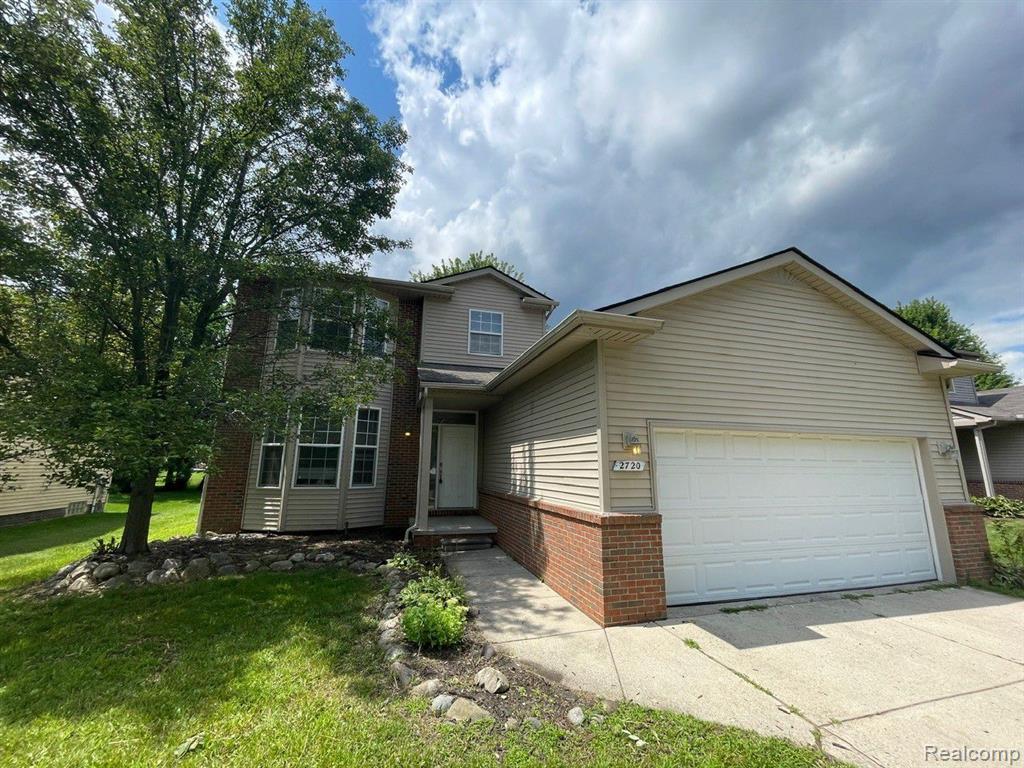 2720 Eastern Avenue Rochester Hills, MI 48307 - Photo 1 of 26