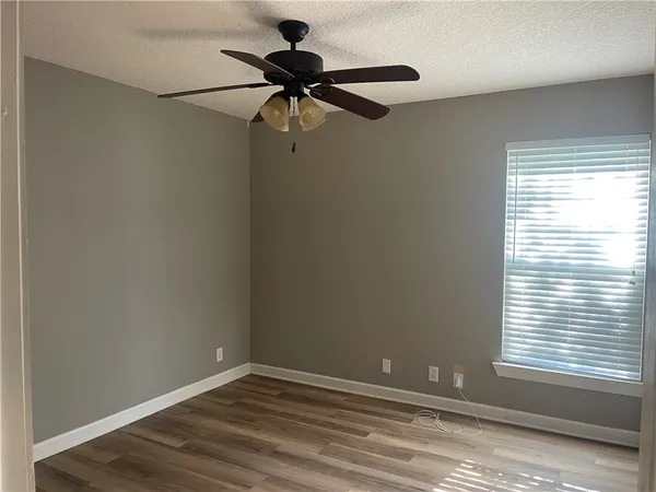 $2,500 | 212 Autumn Ridge Court, Brunswick, GA 31525