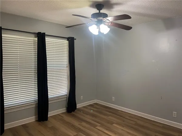 $2,500 | 212 Autumn Ridge Court, Brunswick, GA 31525