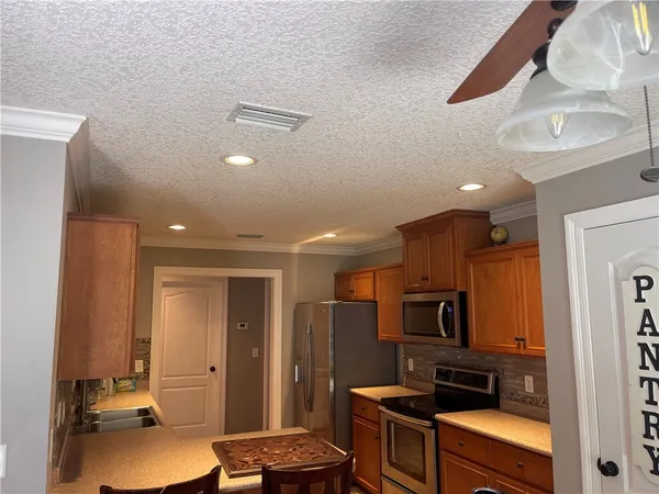 $2,500 | 212 Autumn Ridge Court, Brunswick, GA 31525