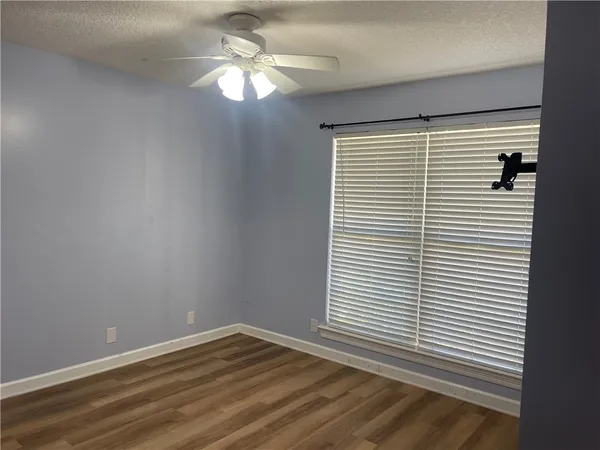 $2,500 | 212 Autumn Ridge Court, Brunswick, GA 31525