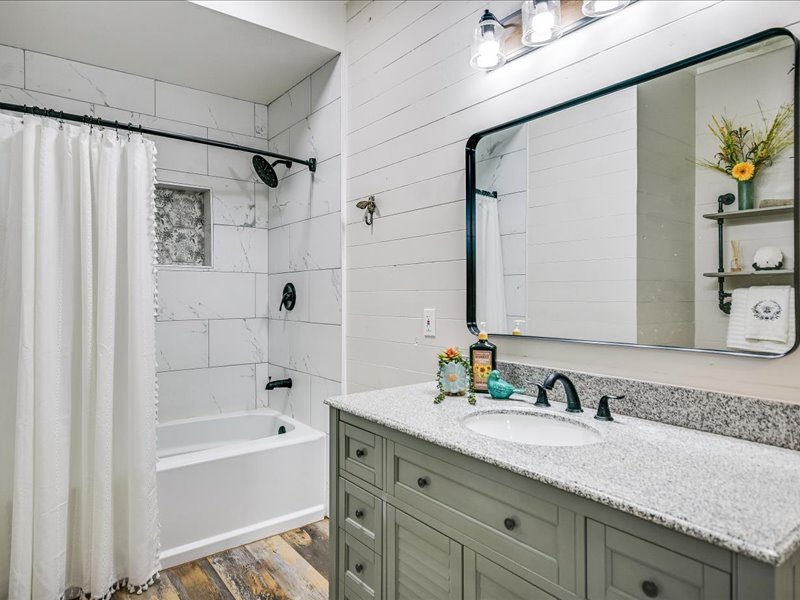 14036 Timberline Trail Austin, TX 78737 - Photo 27 of 40 One Bathroom