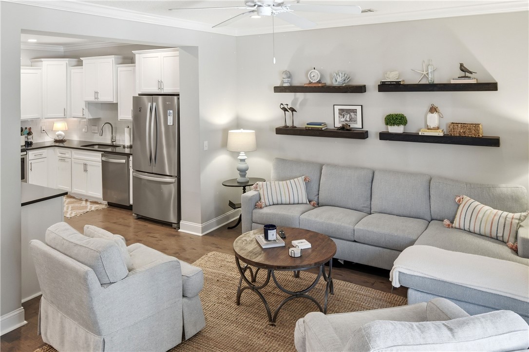 203 Mariners Circle St. Simons Island, GA 31522 - Photo 19 of 32