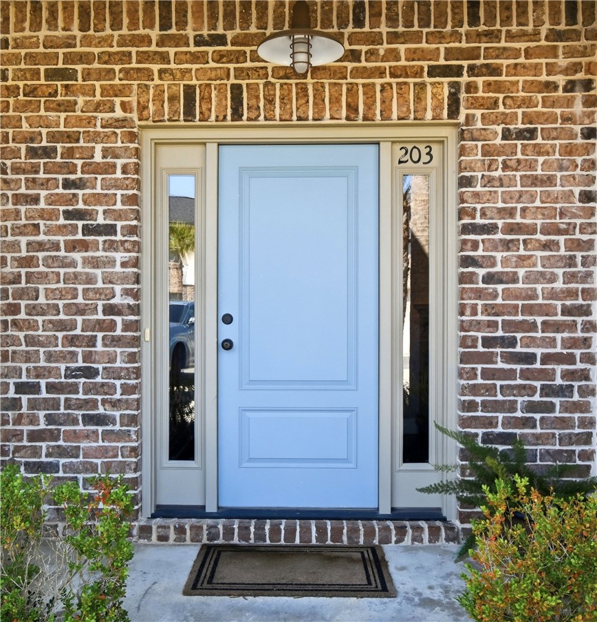 203 Mariners Circle St. Simons Island, GA 31522 - Photo 2 of 32