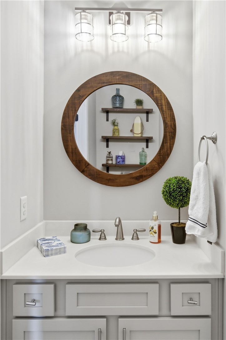 203 Mariners Circle St. Simons Island, GA 31522 - Photo 6 of 32