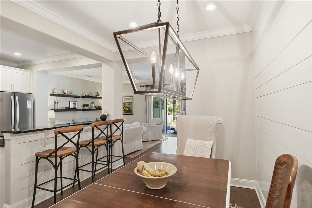 203 Mariners Circle St. Simons Island, GA 31522 - Photo 7 of 32