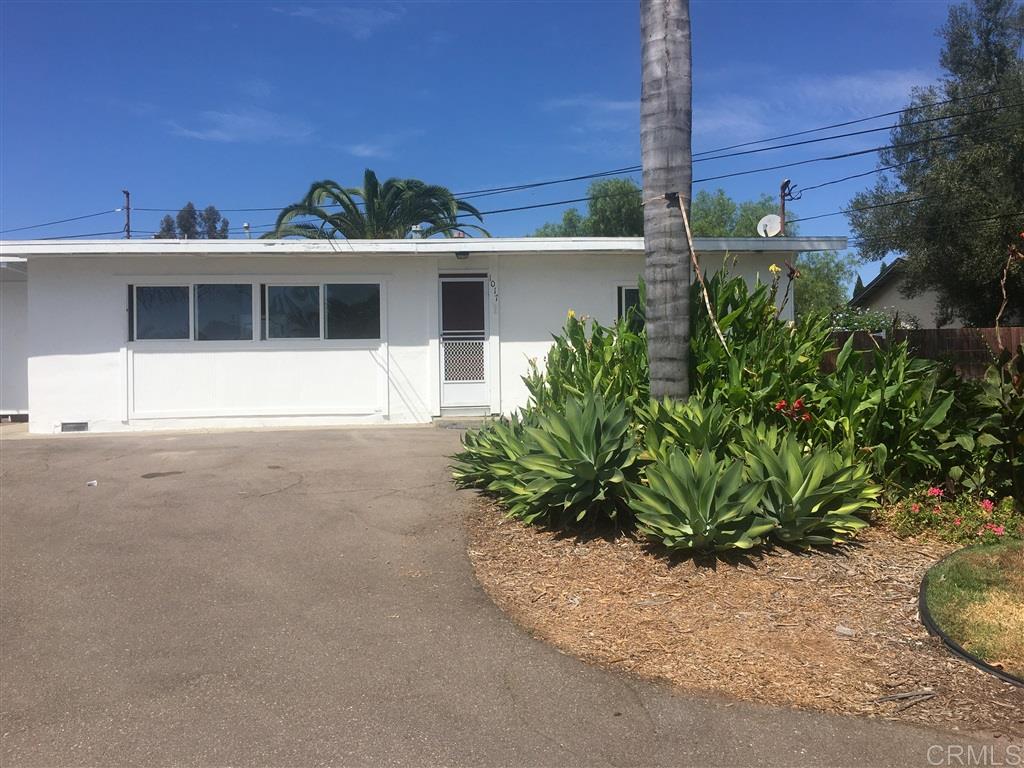 1017 Crest View Road Vista, CA 92081 - Photo 8 of 12 Gallery Image 8