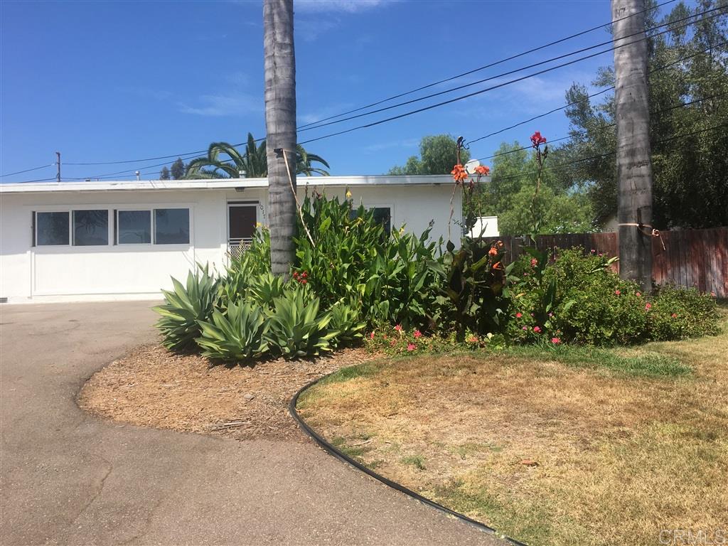 1017 Crest View Road Vista, CA 92081 - Photo 9 of 12 Gallery Image 9