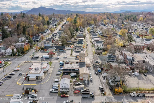 $1,599,000 | 334 Broadway, Kingston, NY 12401