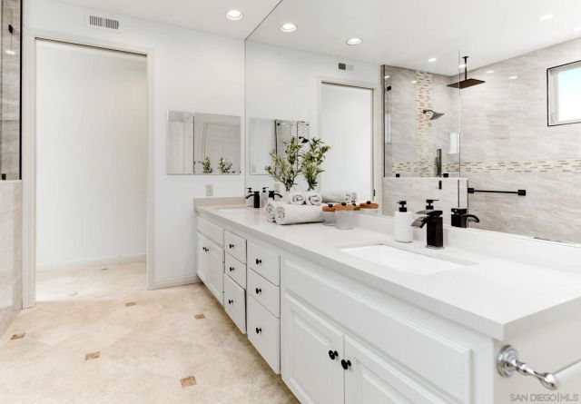 $2,395,887 | 14231 Fox Run Row, San Diego, CA 92130