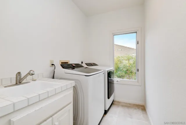 $2,395,888 | 14231 Fox Run Row, San Diego, CA 92130