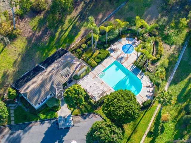 $2,395,888 | 14231 Fox Run Row, San Diego, CA 92130