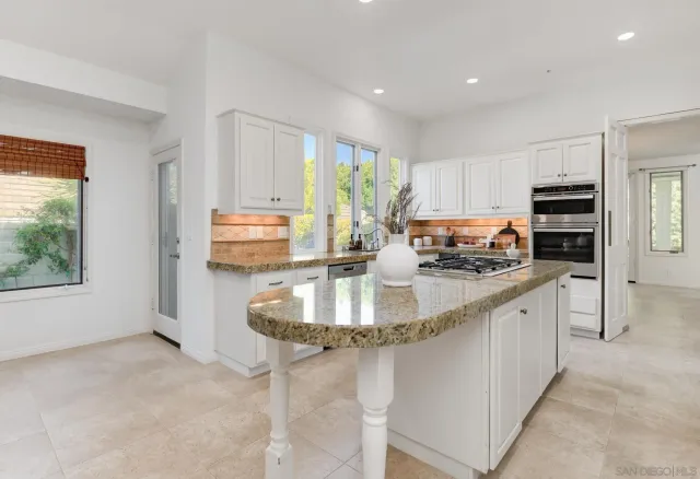 $2,395,888 | 14231 Fox Run Row, San Diego, CA 92130