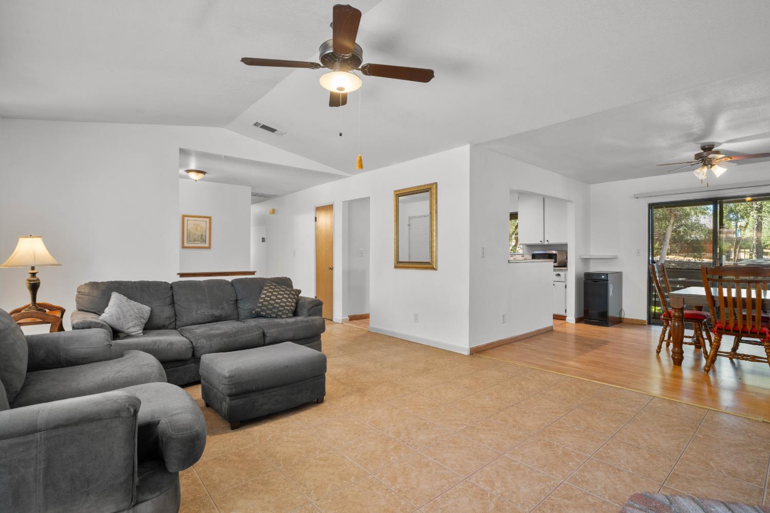 21014 Ferretti Road Groveland, CA 95321 - Photo 13 of 45