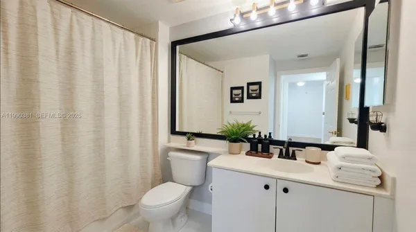 $295,000 | 7611 Southampton Terrace, Unit 110, Tamarac, FL 33321