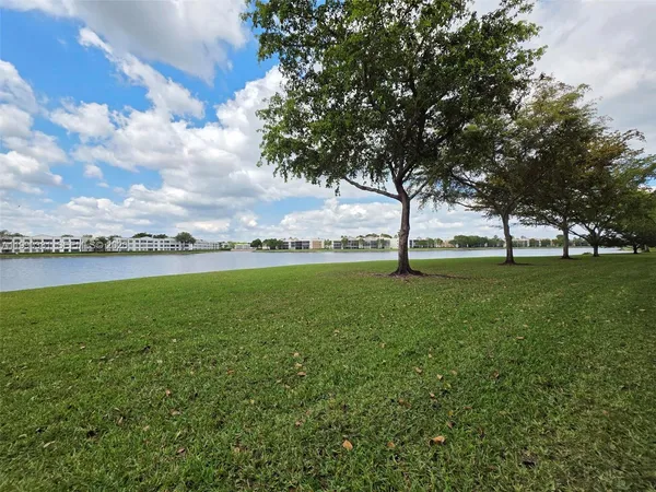$295,000 | 7611 Southampton Terrace, Unit 110, Tamarac, FL 33321