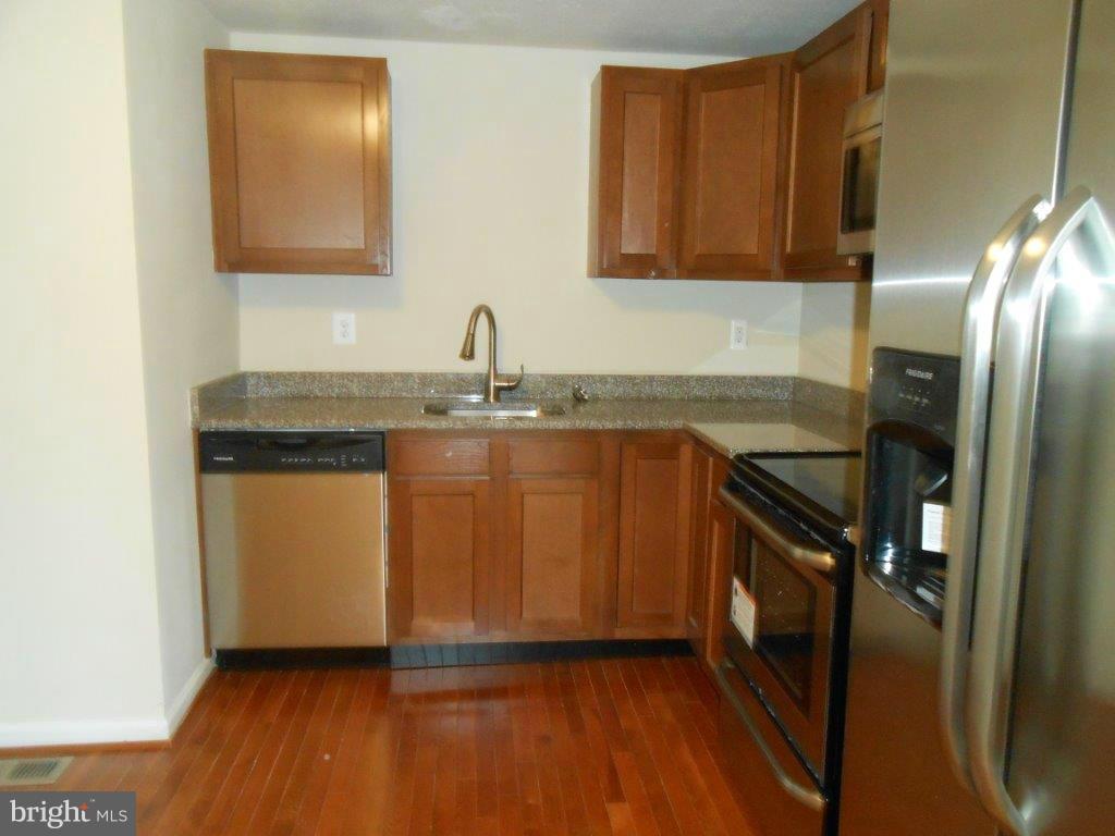 1353 Raleigh Drive Severn, MD 21144 - Photo 4 of 18 Kitchen