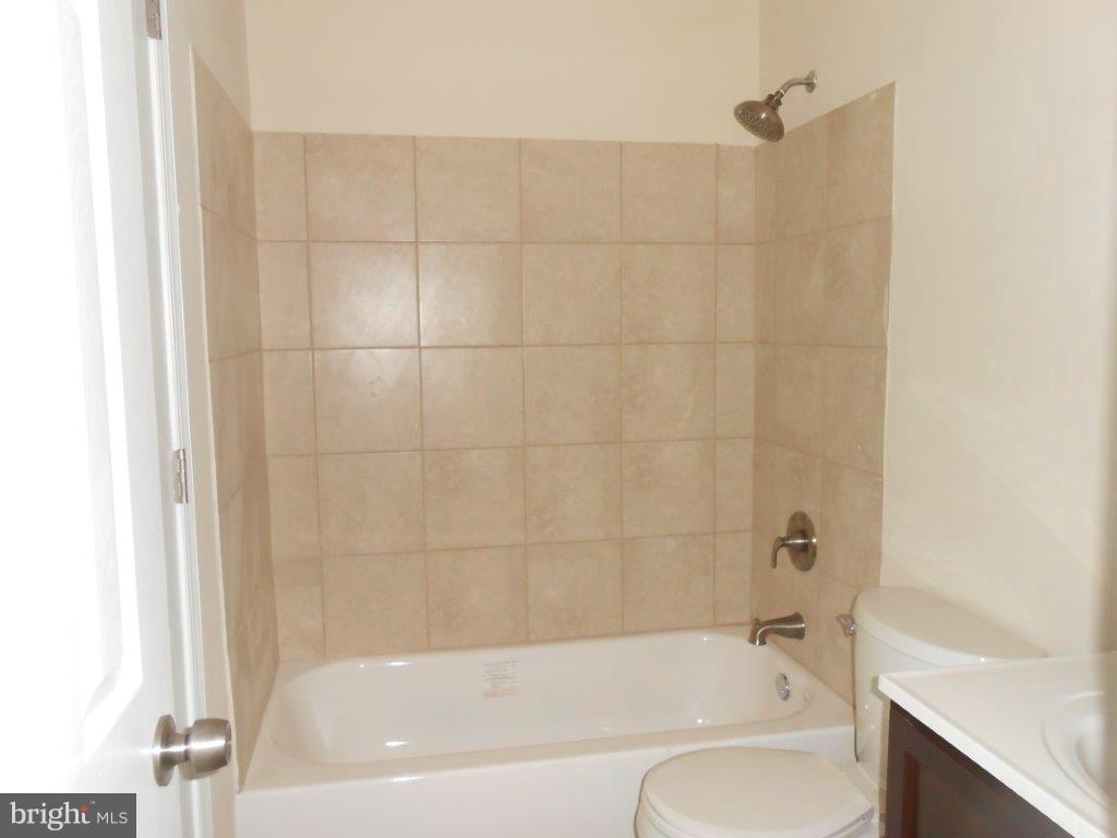 1353 Raleigh Drive Severn, MD 21144 - Photo 6 of 18 Bath