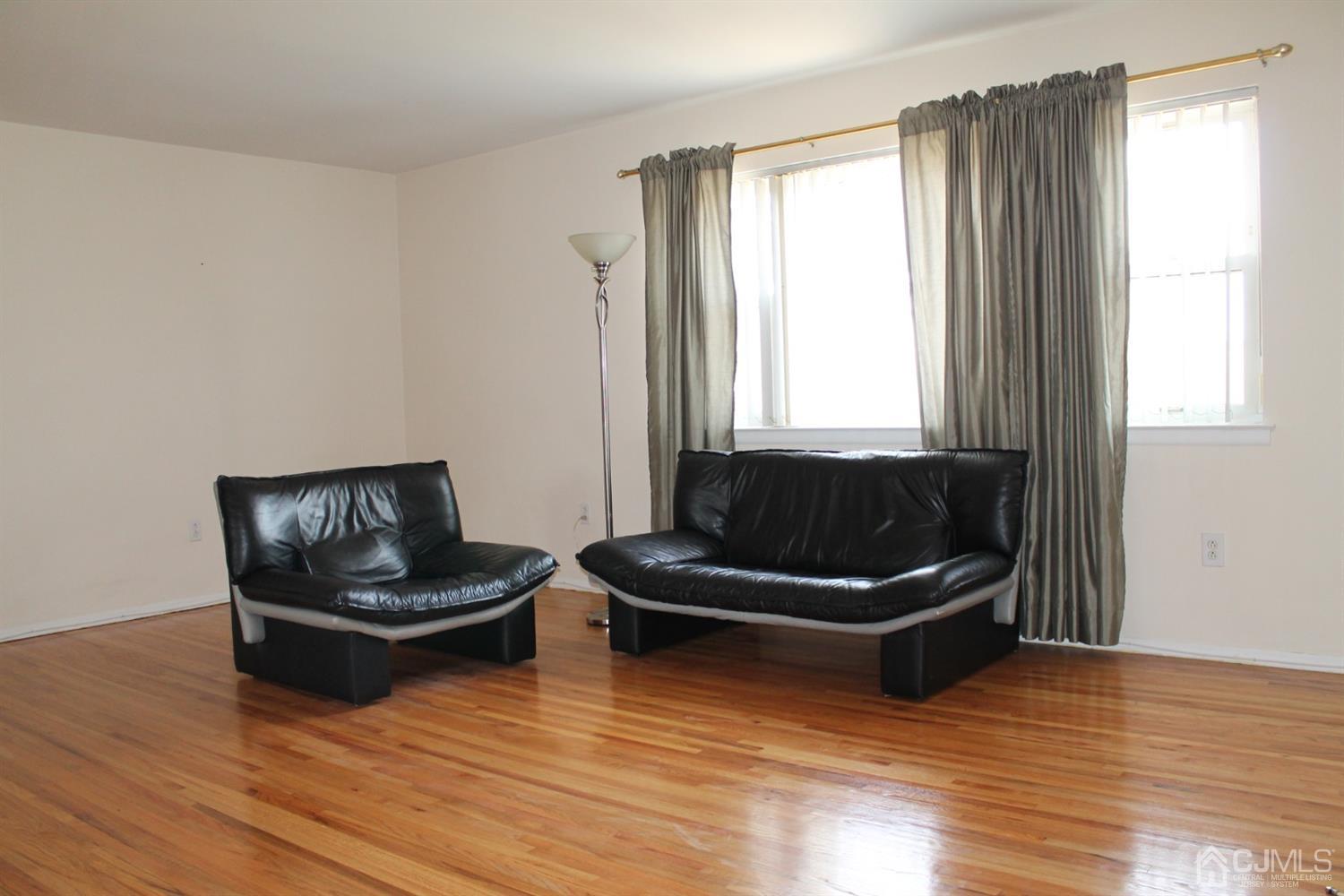 187 Evergreen Road, Unit 8B Edison, NJ 08837 - Photo 6 of 7 Gallery Image 6