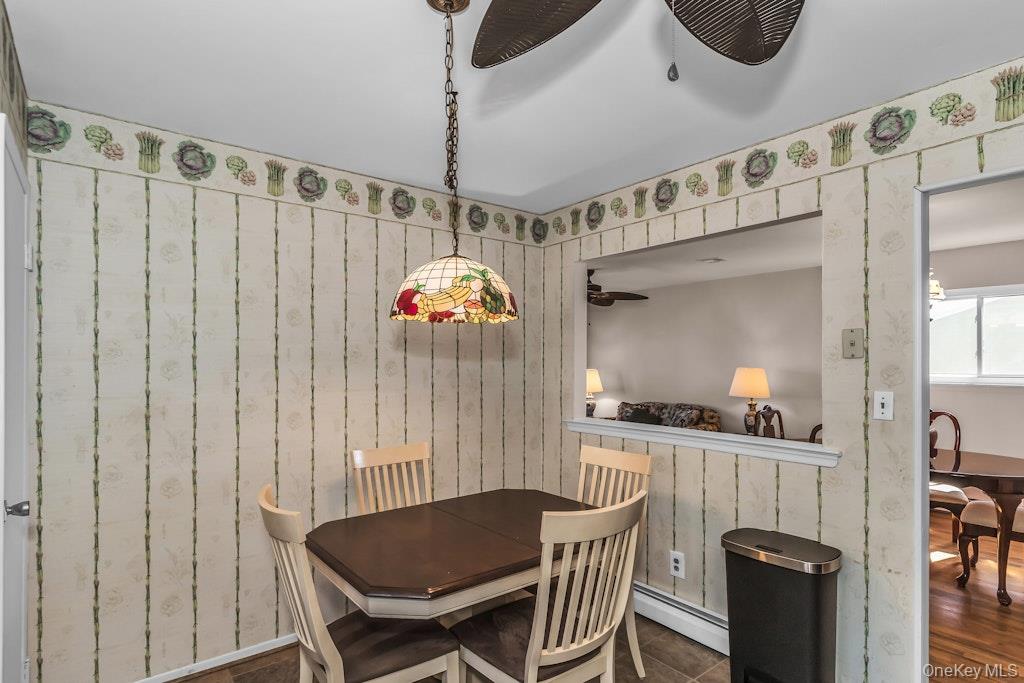 12 Spring Street Lindenhurst, NY 11757 - Photo 13 of 26