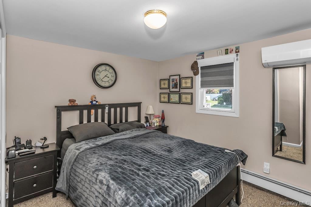 12 Spring Street Lindenhurst, NY 11757 - Photo 20 of 26