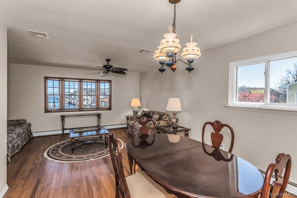 12 Spring Street Lindenhurst, NY 11757 - Photo 10 of 26