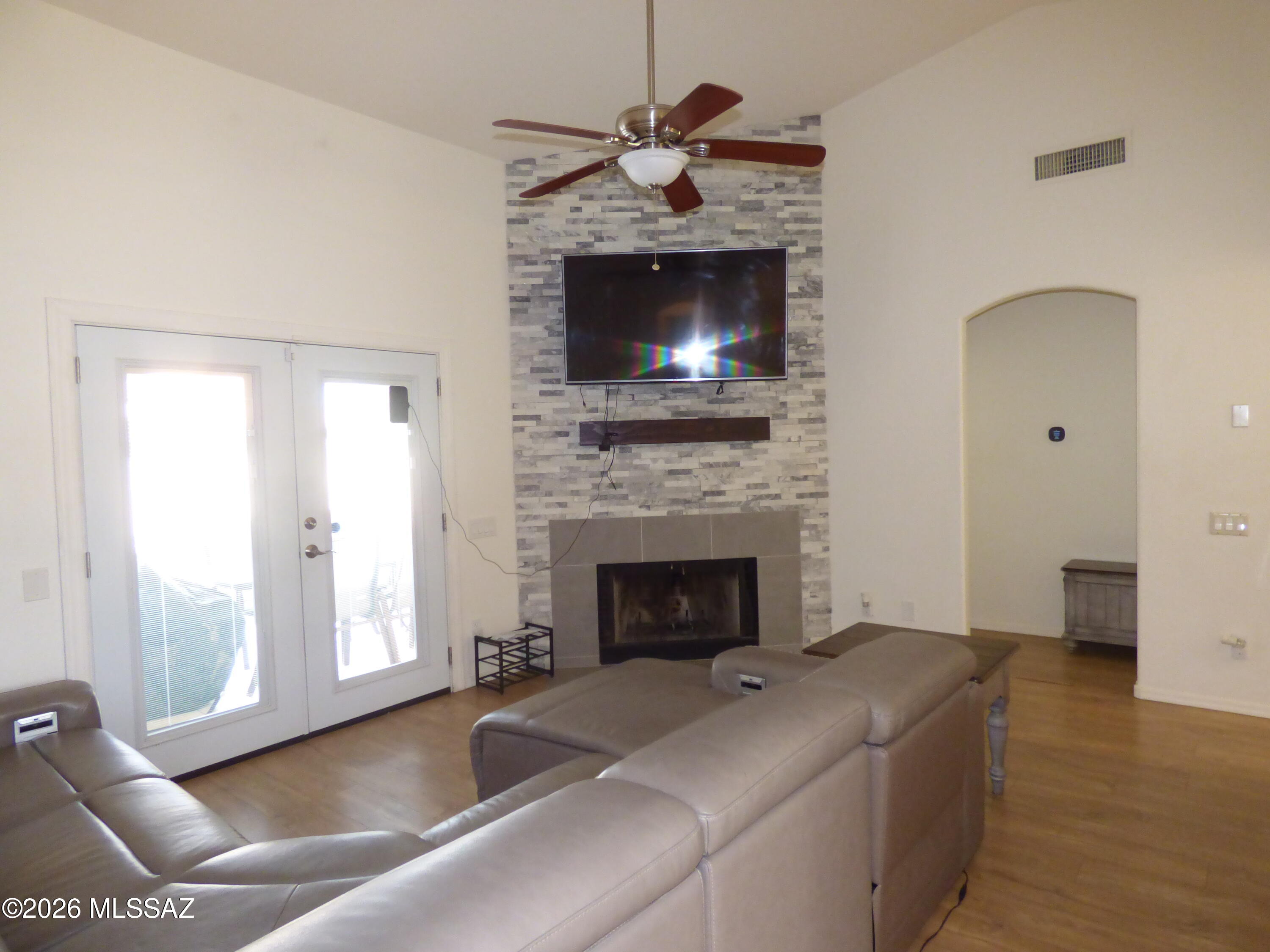 7192 West Rivulet Drive Tucson, AZ 85743 - Photo 3 of 19 P1080860