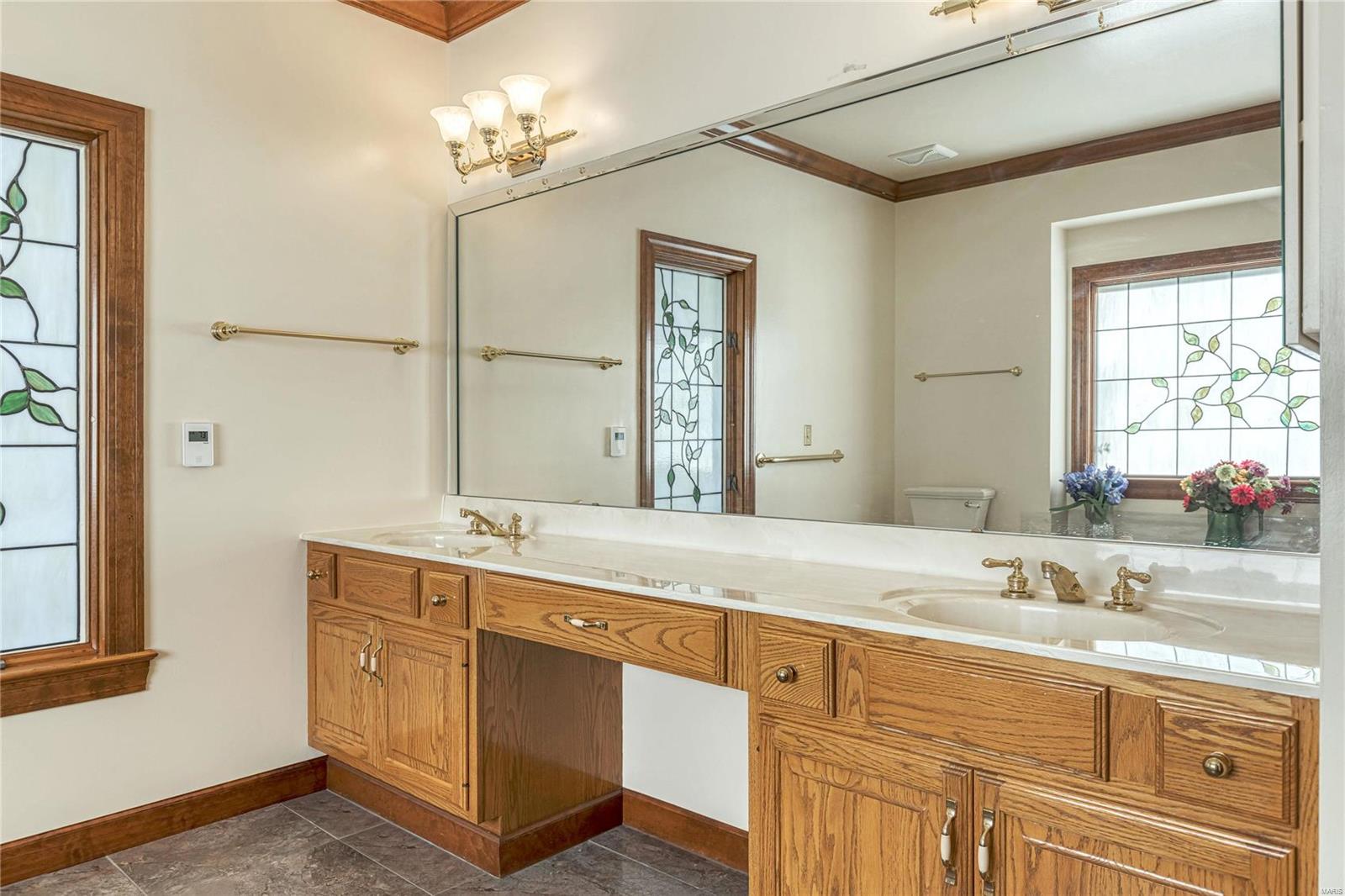 178 South Mason Road Creve Coeur, MO 63141 - Photo 18 of 49 Gallery Image 18
