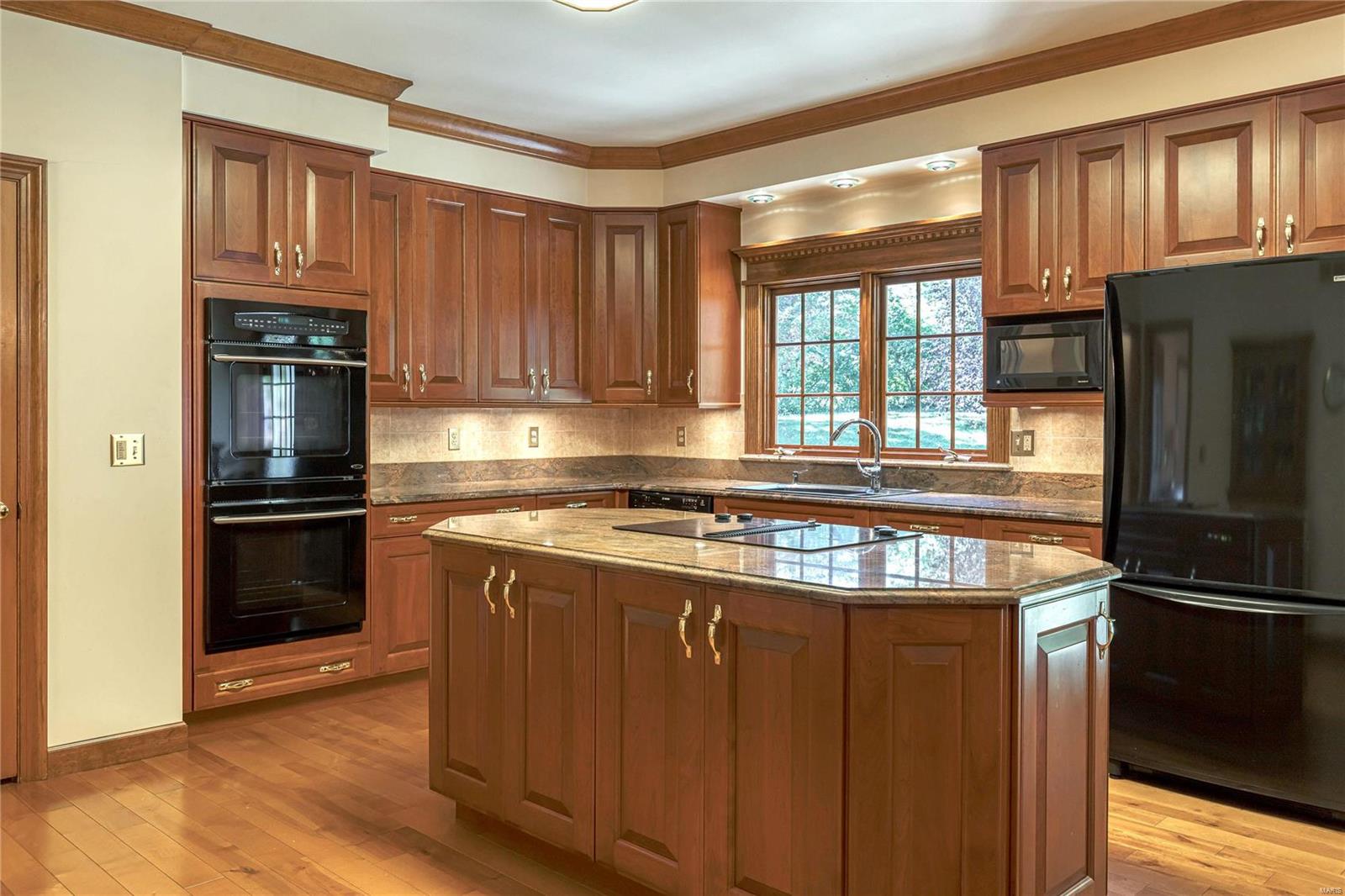 178 South Mason Road Creve Coeur, MO 63141 - Photo 22 of 49 Gallery Image 22