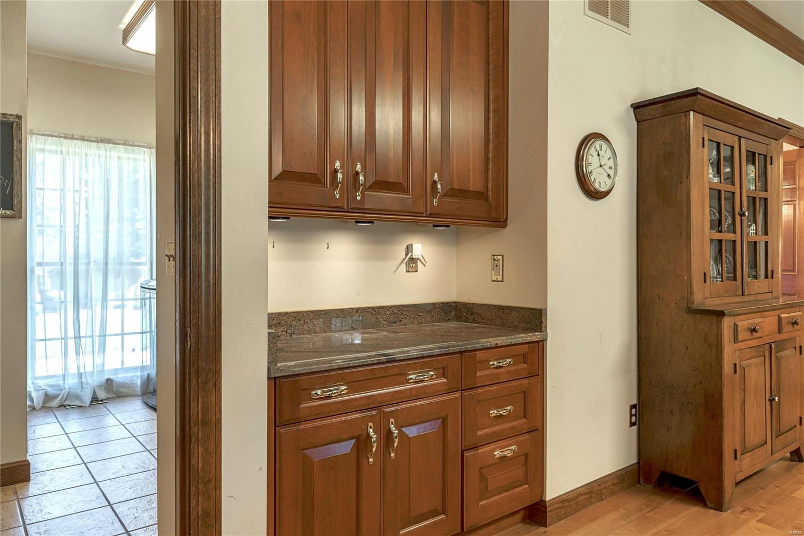 178 South Mason Road Creve Coeur, MO 63141 - Photo 26 of 49 Gallery Image 26