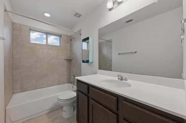 a view of a back yard of the house